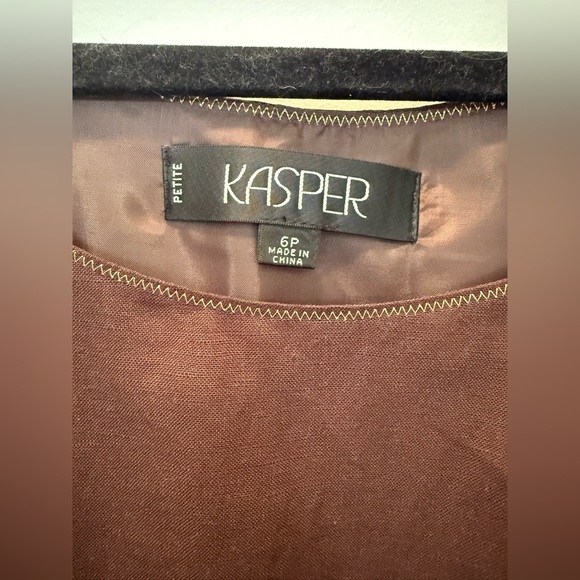 NWT Kasper Petite 3-Piece Pantsuit Set in Brown - Size 6P - Picture 10 of 14